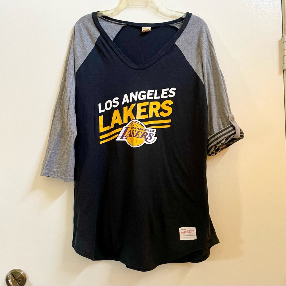 Los Angeles Lakers Women’s T-shirt by Mitchell & Ness